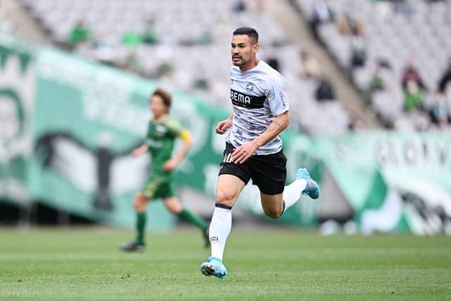 里斯-詹姆斯近4年8次腿筋受伤 还遭6次其他伤病